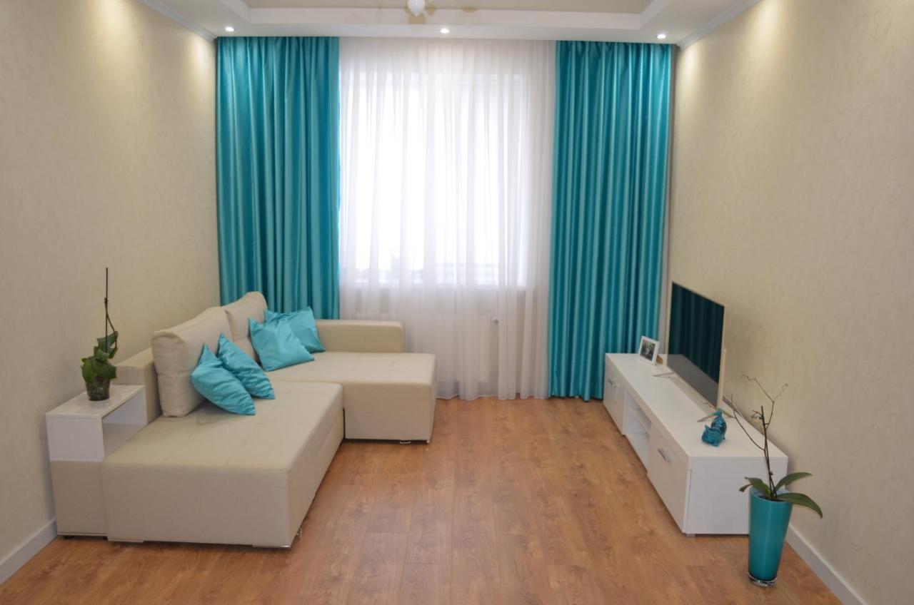 Apartment On Getmana Vigovskogo 49 Rivne Exterior photo